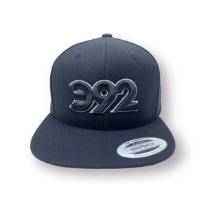 392 - Classic Snapback Hat, Black