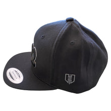 Load image into Gallery viewer, 392 - Classic Snapback Hat, Black